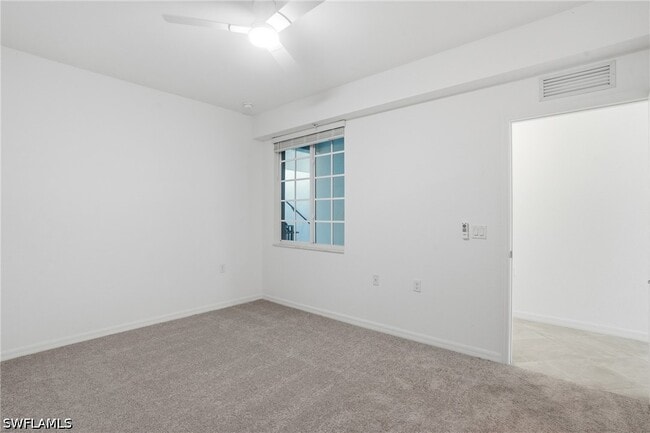 Building Photo - 15405 Grn Acrs Ave