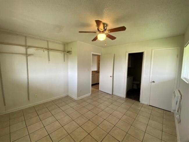 Building Photo - 500 Austin Rd