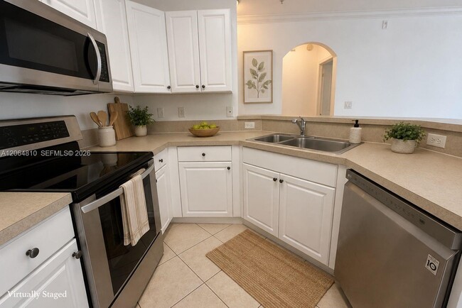 Building Photo - 4506 SW 160th Ave