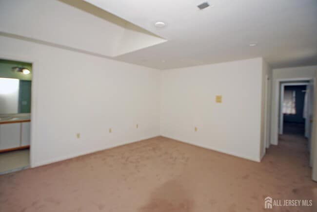 Building Photo - 96 Brewster Cir