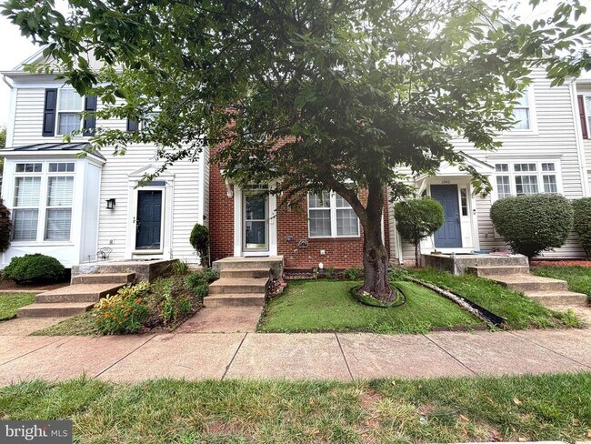 Building Photo - 5944 Raina Dr