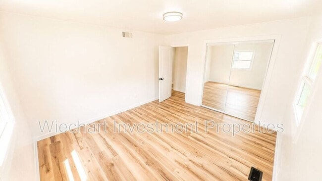 Building Photo - 2088 Arcadia Ave