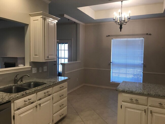 Building Photo - 3106 Silkwood Dr