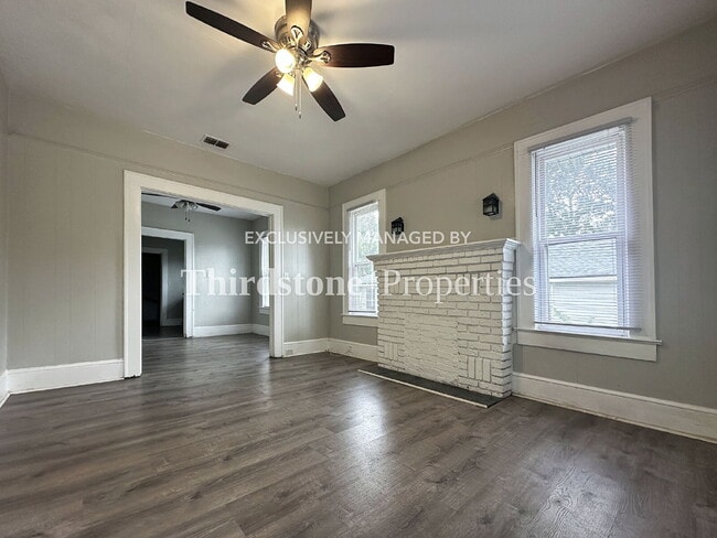 Building Photo - 2899 Dignan St