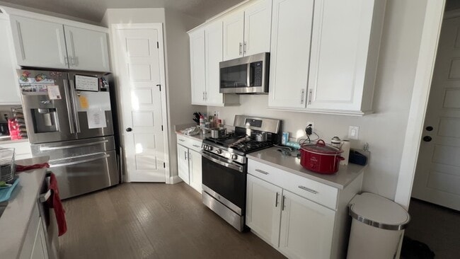 Building Photo - 1747 Prevedel Dr