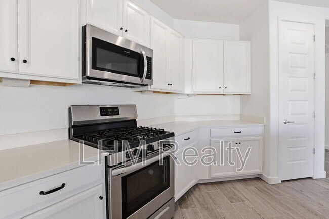 Building Photo - 12364 E Ballentine Rd