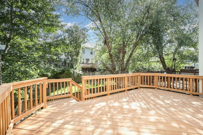 Building Photo - 20964 Promontory Square