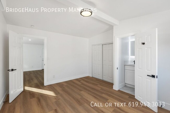 Building Photo - Check out this 1 bed / 1 bath private home!