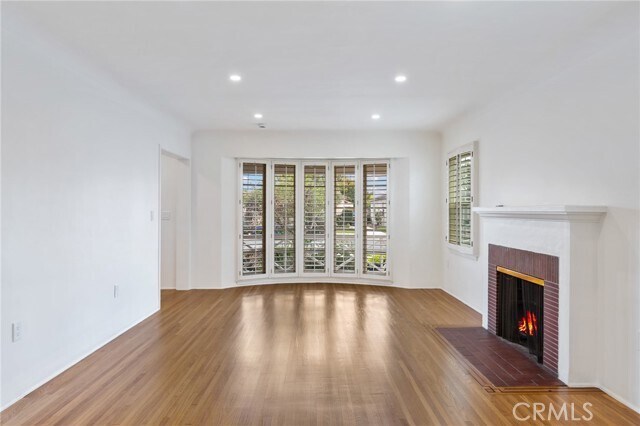Building Photo - 3883 Degnan Blvd