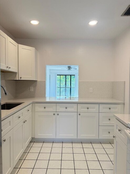 Building Photo - 5987 Forest Hill Blvd