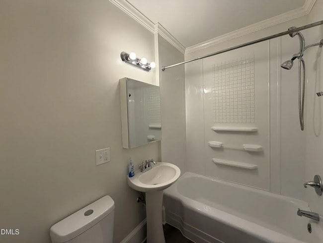 Building Photo - 211 North St