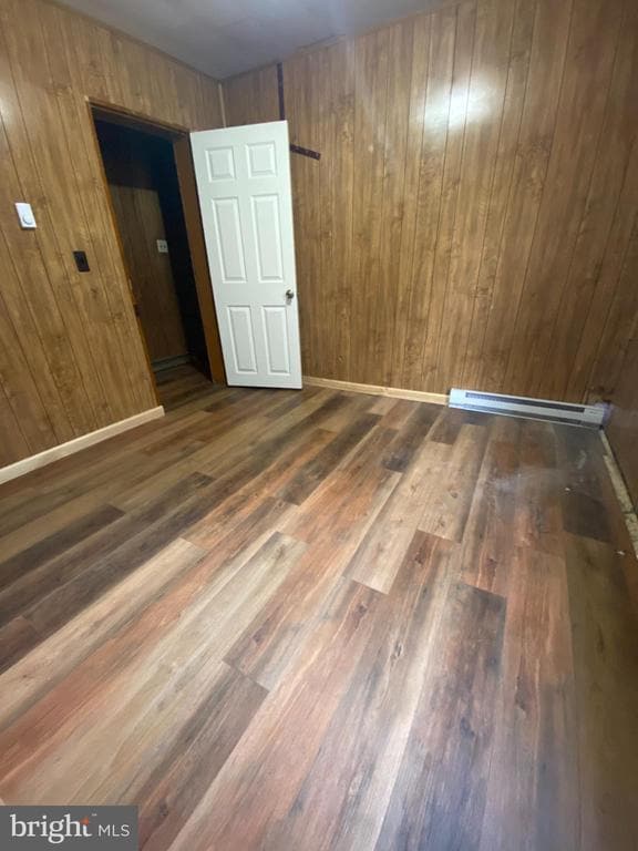 Building Photo - 248 W Fairview St