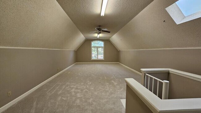 Building Photo - 8486 Hunters Forest Cove
