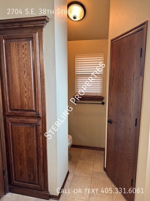 Building Photo - 2704 SE 38th St