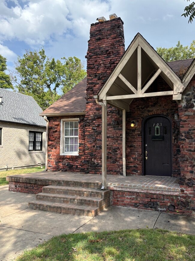 Building Photo - 103 N Delaware Ave