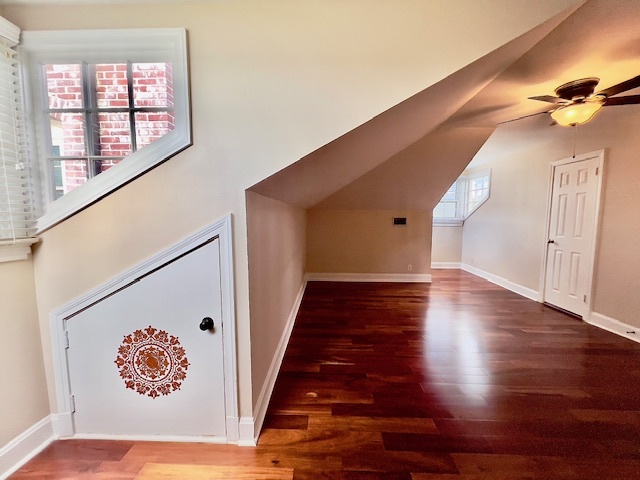 Master bedroom with a large storage - 849 Lasalle St