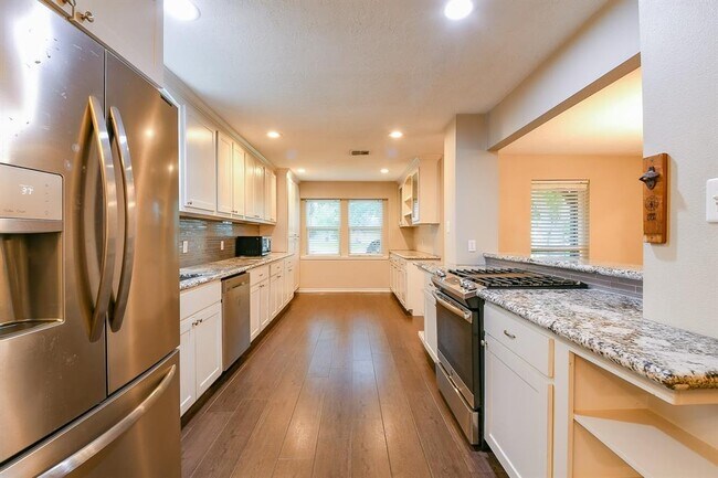 Building Photo - 10506 Sagepark Ln