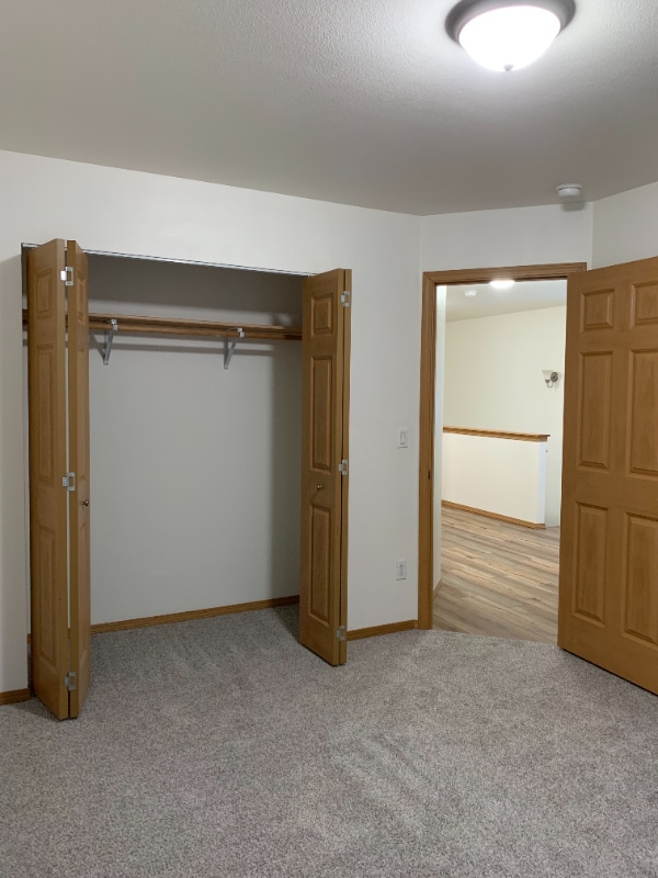 Building Photo - 481 E Mulchatna Dr