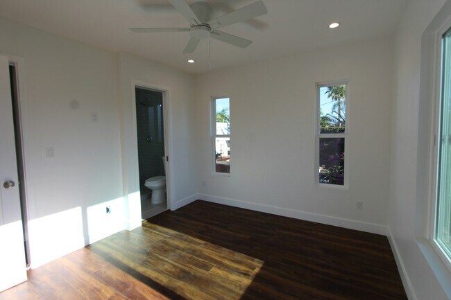Building Photo - 2924 32nd St