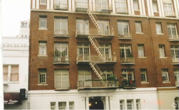 Building Photo - 735 Geary St