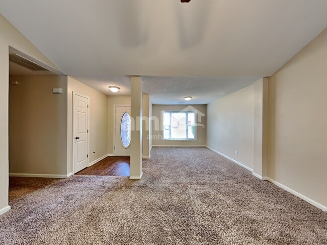 Building Photo - 2725 Freemans Walk Dr