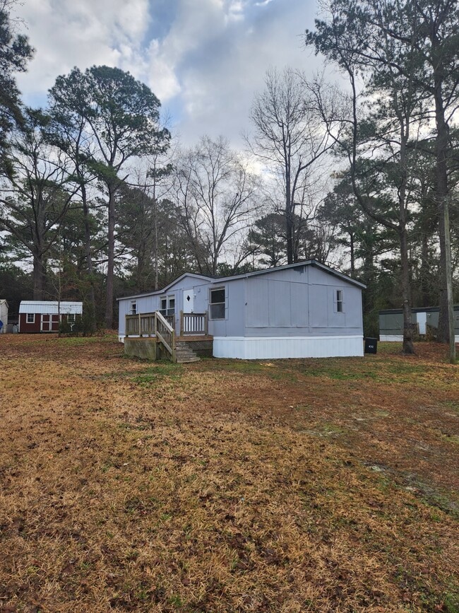 Building Photo - 743 Three Bridges Estates Cir