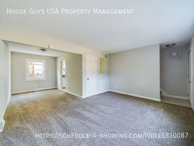 Building Photo - 3611 E 69th St