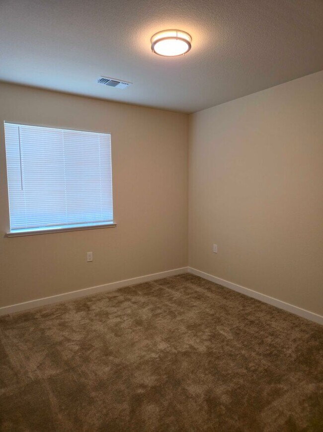 Building Photo - Vacant- Must Apply to schedule viewing