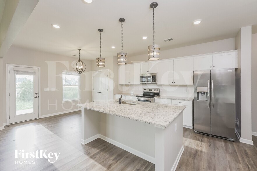 Building Photo - 3226 Briar Chapel Dr
