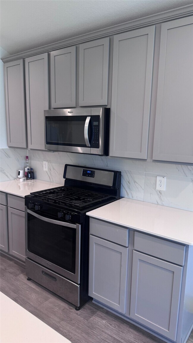 Building Photo - 7807 Cattleman Vly Dr