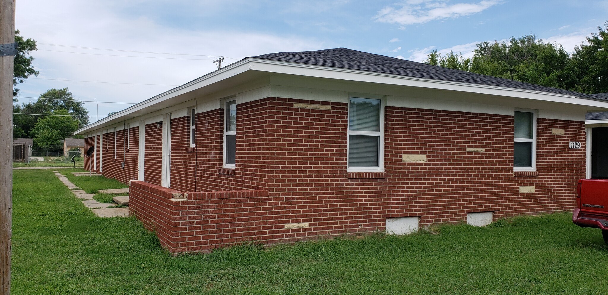 Building Photo - 1125 N Kansas St