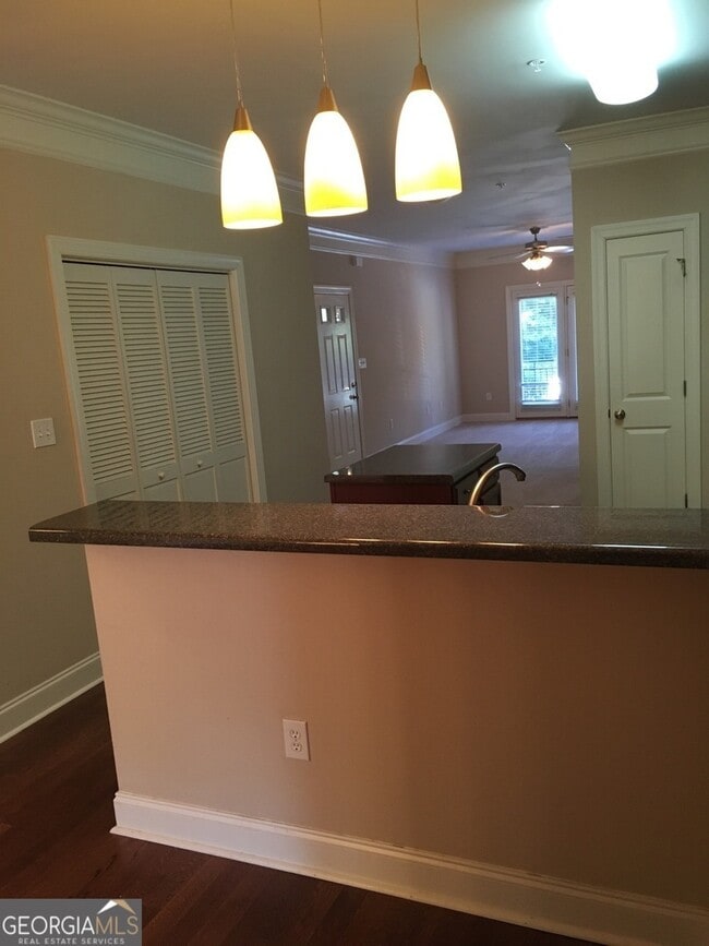 Building Photo - 120 Moose Club Dr