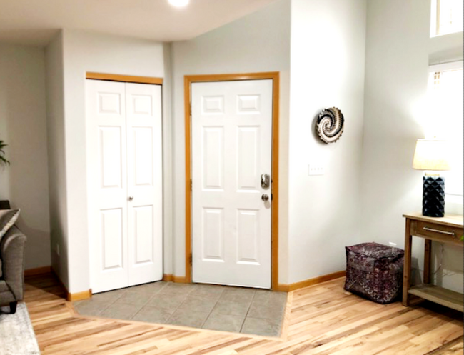 Building Photo - 1006 Cuerto Ln