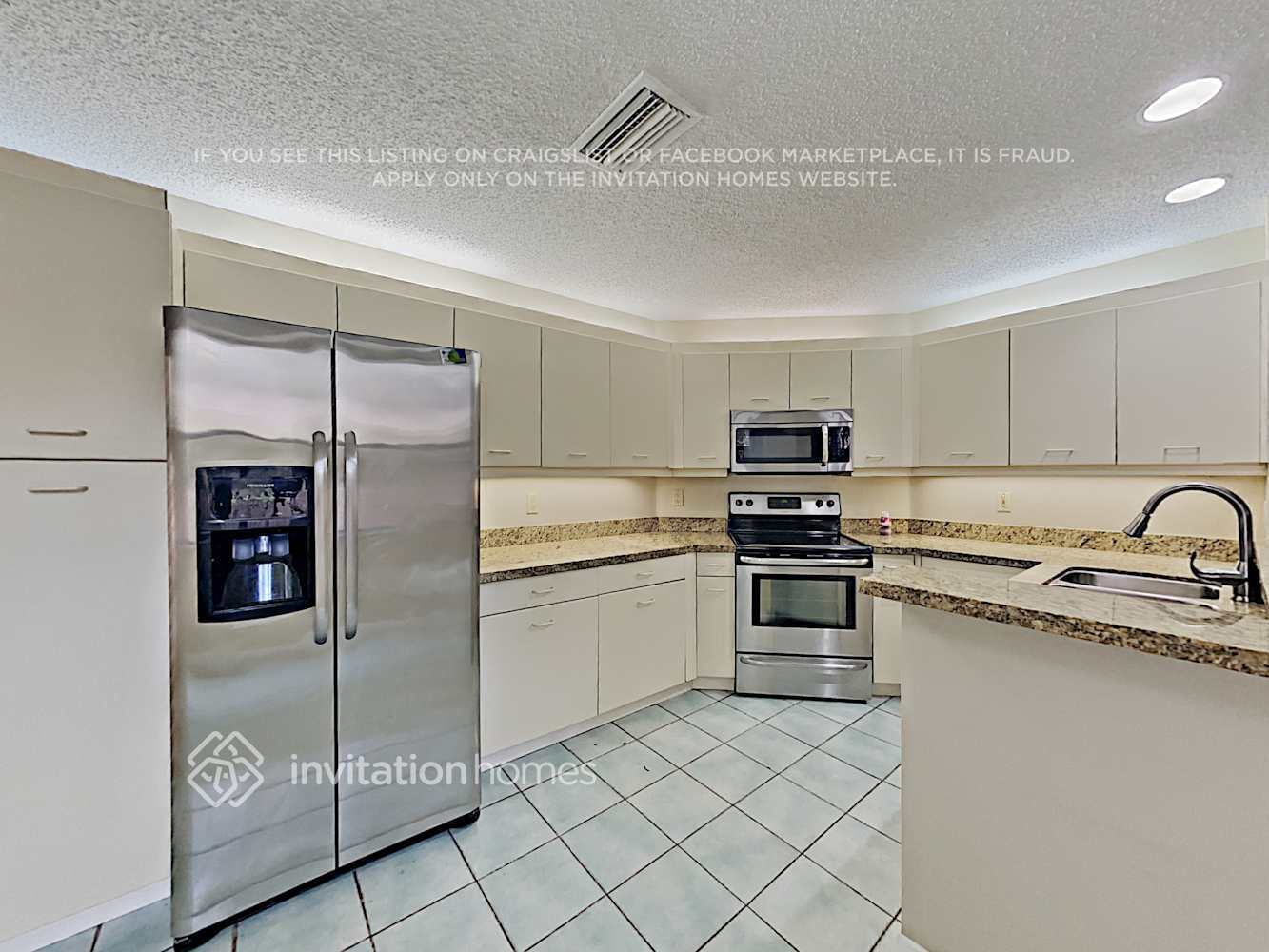 Building Photo - 10441 NW 12th Ct