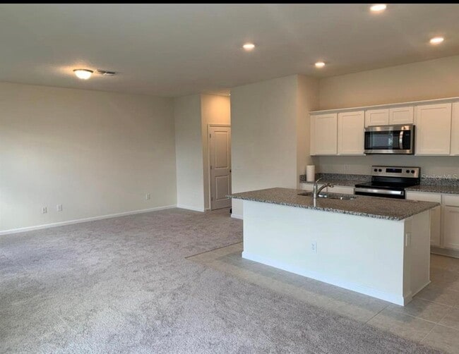 Building Photo - 2257 Litchfield Lp