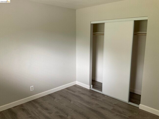 Building Photo - 2308 Lemontree Way