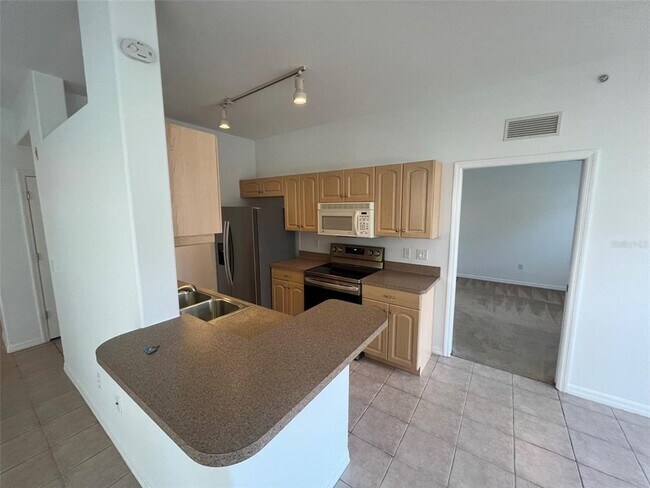 Building Photo - 4270 Vicenza Dr