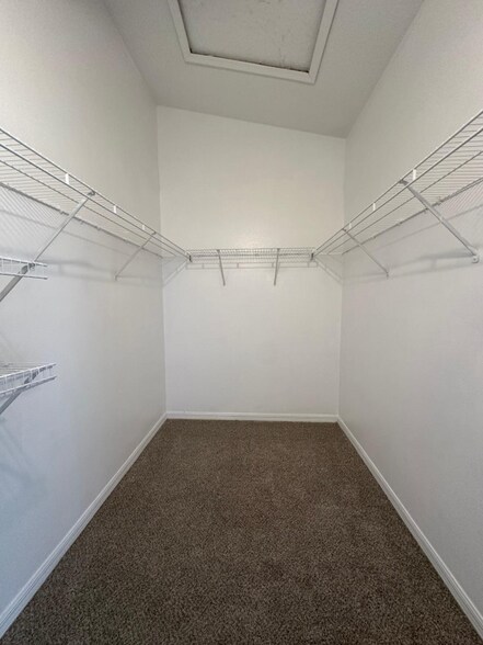 Building Photo - 30205 Swinford Ln