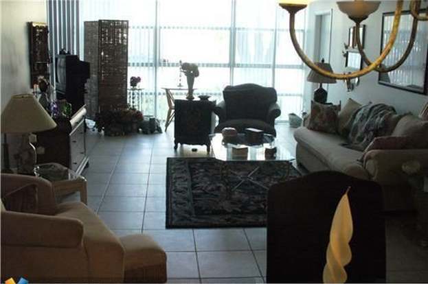 Building Photo - 601 Three Islands Boulevard