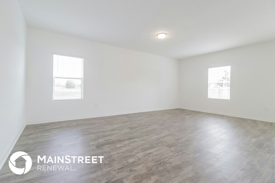 Building Photo - 120 Hidden Lk Lp