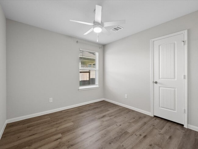 Building Photo - 2546 Steelhead Dr