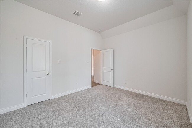 Building Photo - 6906 Montclair Colony Trl