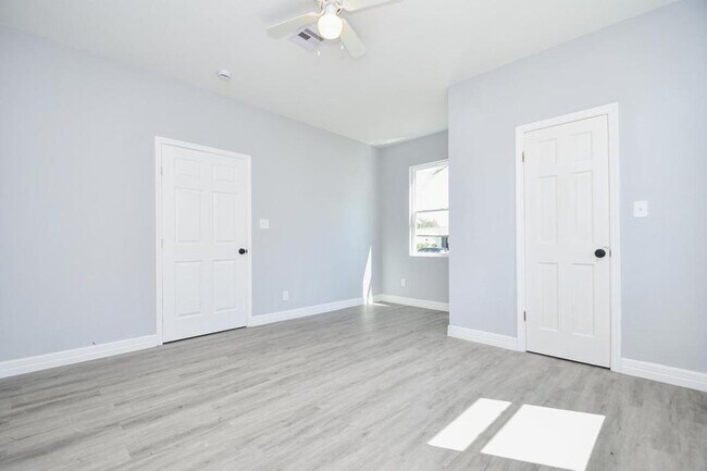 Building Photo - 10322 Rancho Bernardo Ln