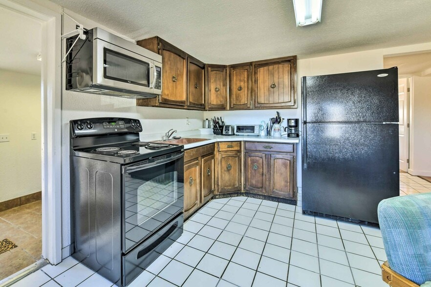 Building Photo - 53795 US-60