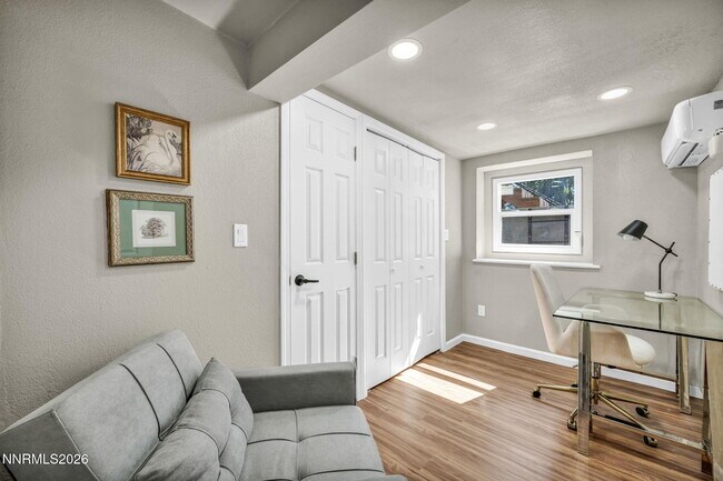 Building Photo - 1678 Ordway Ave