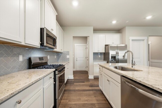 Building Photo - 2117 Firelight Wy