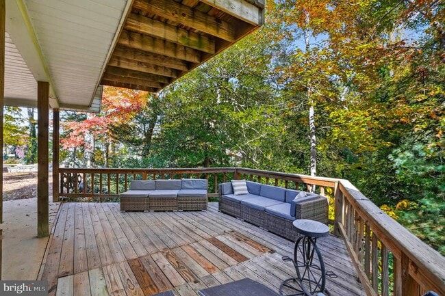 Building Photo - 616 Mcmagan Dr