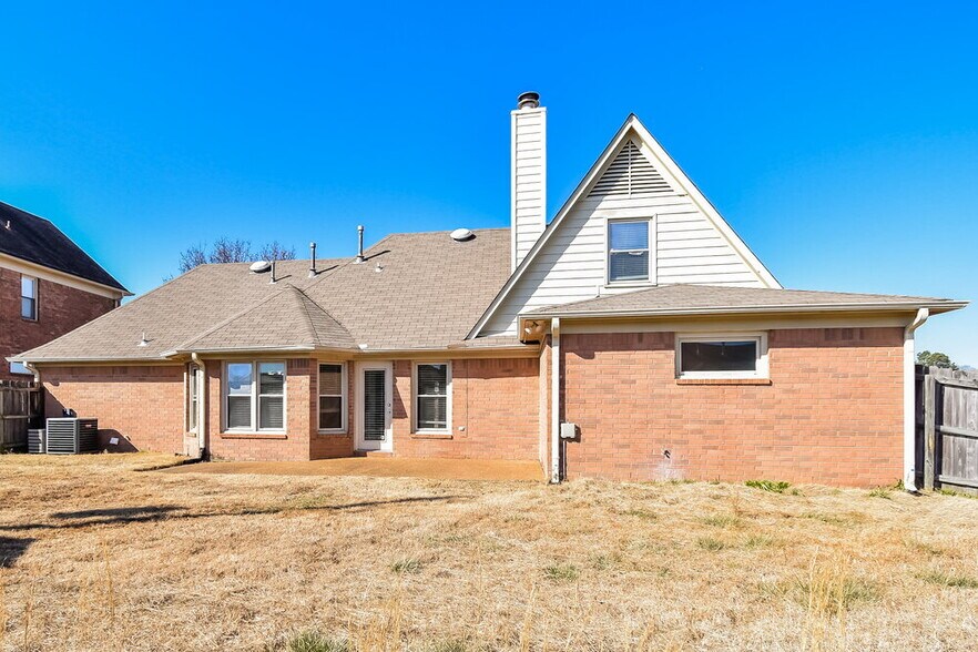 Building Photo - 4560 Wood Fox Cove