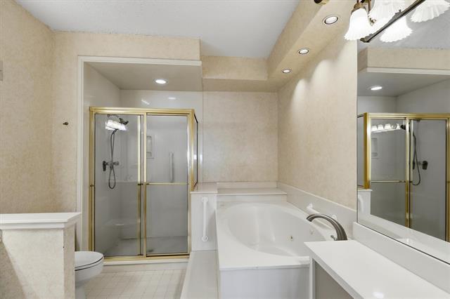 Building Photo - 5200 Keller Springs Rd