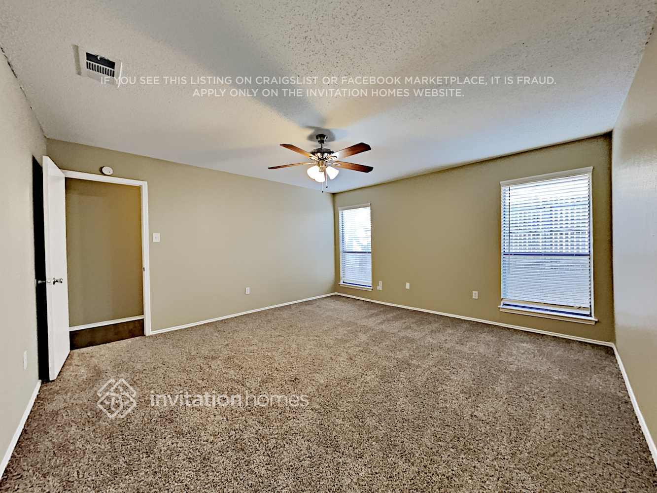 Building Photo - 3200 Whisper Wood Ct